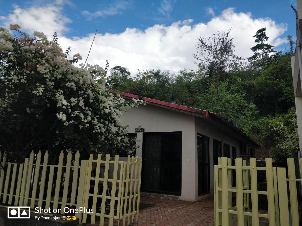 Chalet Casa Amor, Perfect Home Amidst Tranquility Karjat Exterior photo