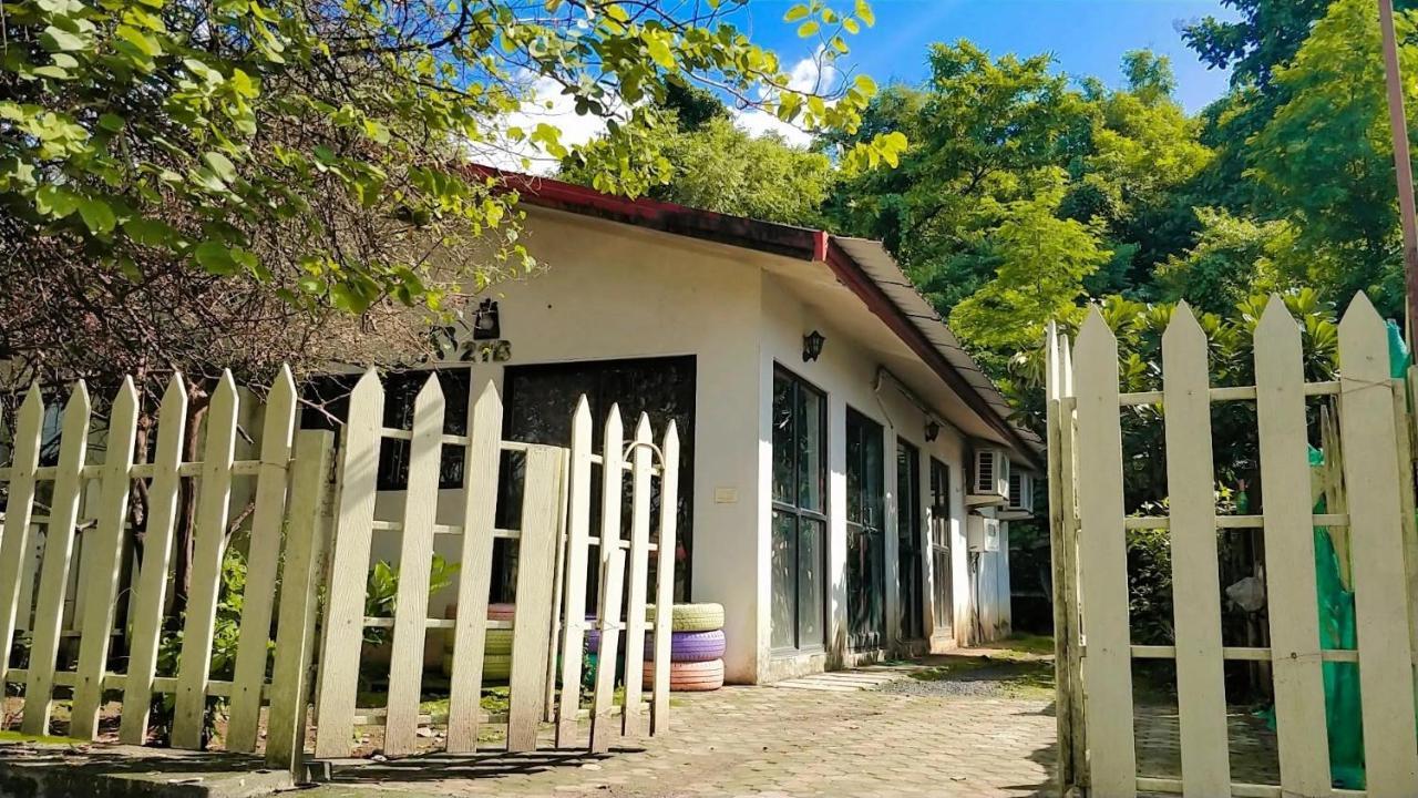 Chalet Casa Amor, Perfect Home Amidst Tranquility Karjat Exterior photo